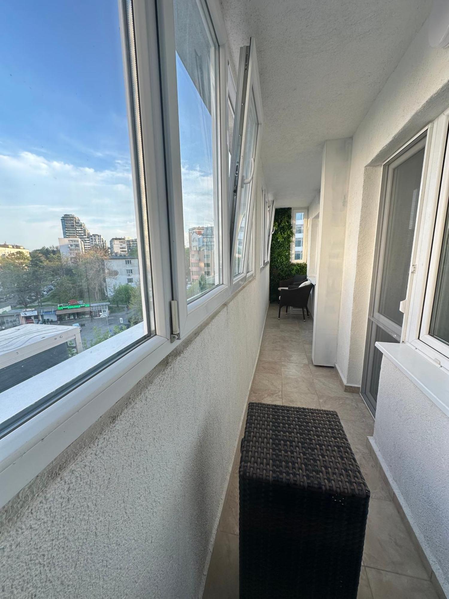 Seaview Lazur Apartment Burgas Exterior photo