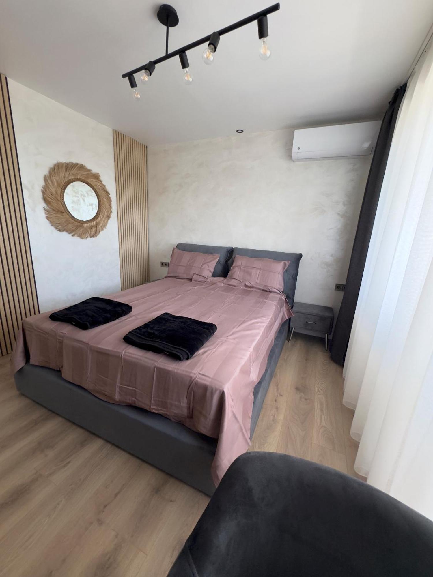 Seaview Lazur Apartment Burgas Exterior photo